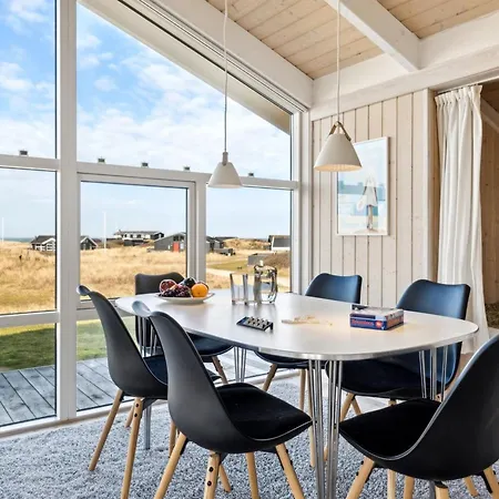 Vakantiehuis Bjarni - 239m From The Sea By Interhome Hjørring